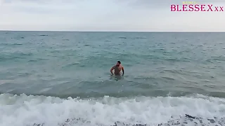 Cum on the beach - Ripsnorting Javi